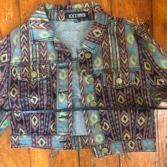 Forever 21 Cropped Pattern Jean Jacket - Picture 3 of 5